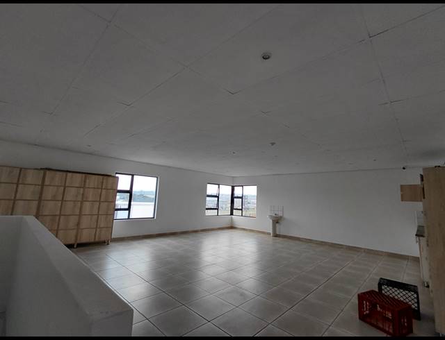 620M² WAREHOUSE TO LET IN CLAYVILLE